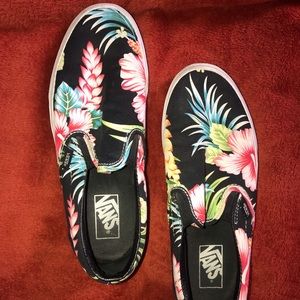 Hawaiian print vans slip ons